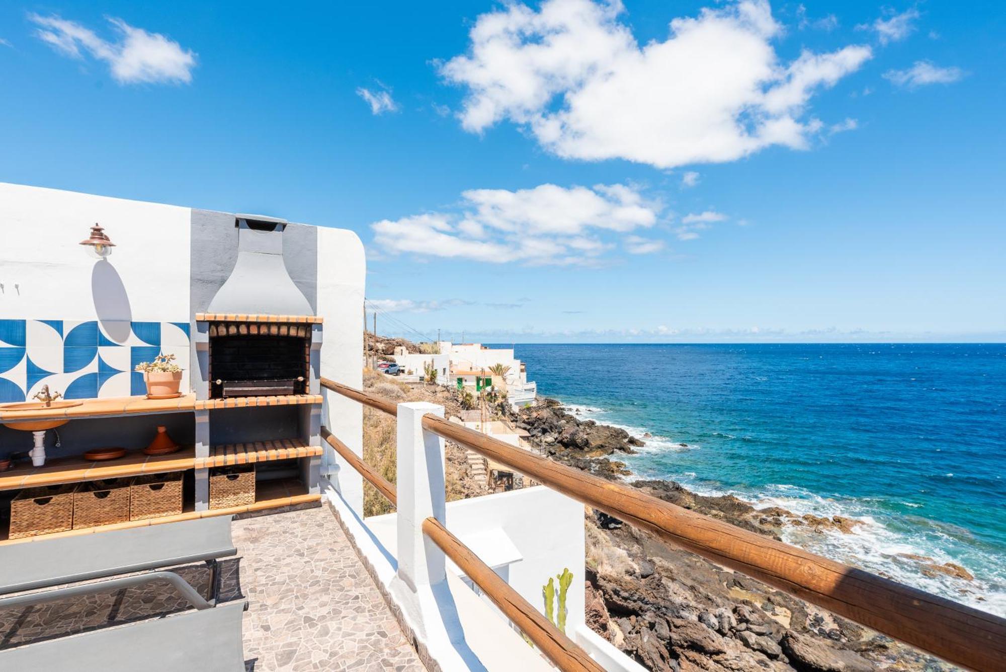 Luminous Loft Apartment Next To The Atlantic Ocean Radazul Exteriör bild