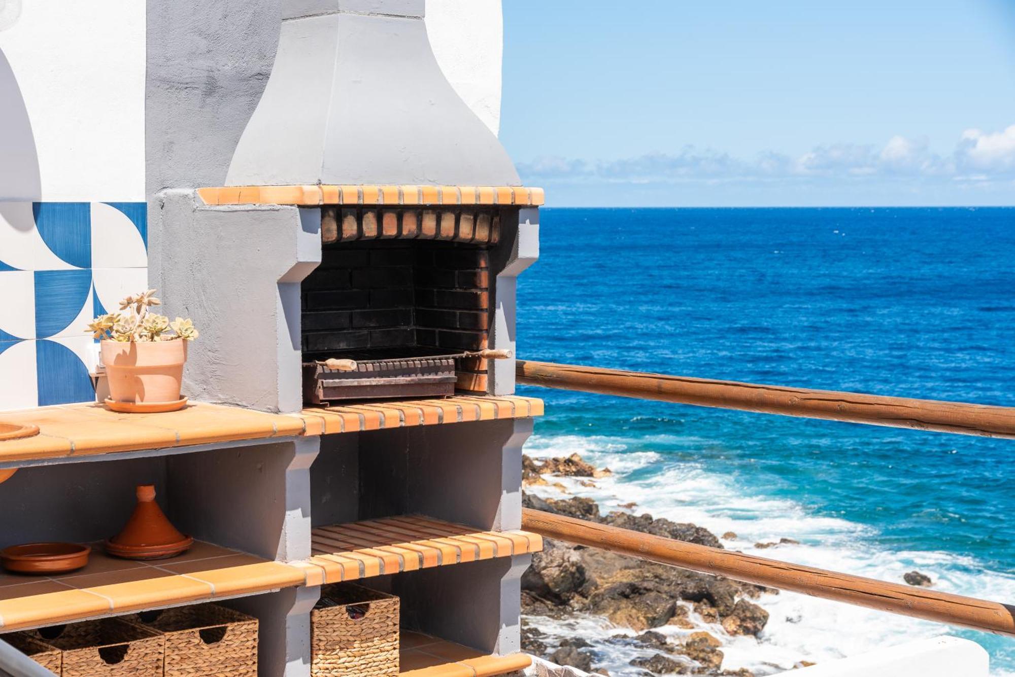 Luminous Loft Apartment Next To The Atlantic Ocean Radazul Exteriör bild